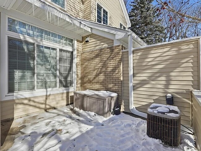 Building Photo - 18071 Settlers Way