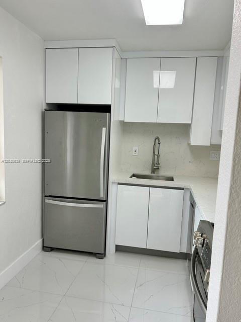 Foto del edificio - 505 NW 177th St