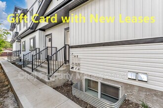 Building Photo - 15935-15106 106 Ave NW
