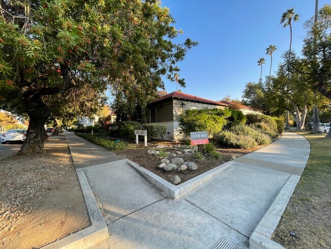 Foto del edificio - 1801 Huntington Dr