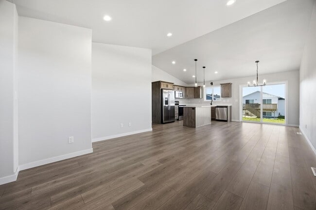 Building Photo - 6713 Samuel Dr