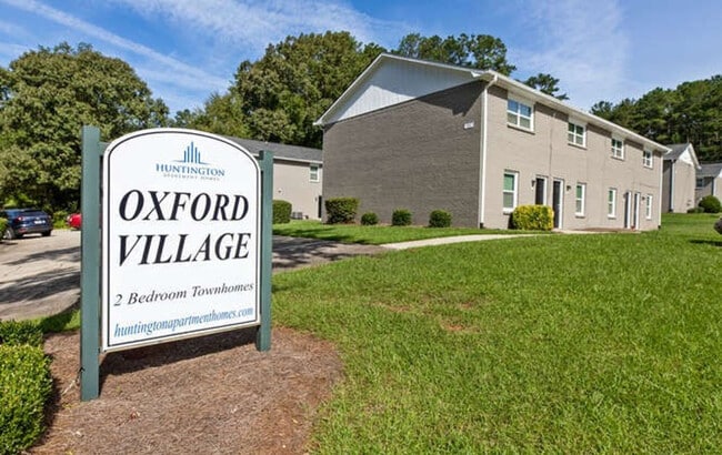 Building Photo - Oxford Village Townhomes
