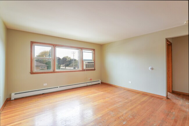 Foto del edificio - 7560 Waukegan Rd