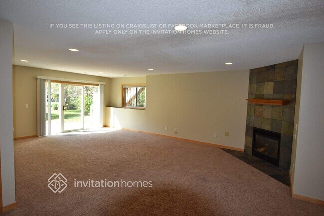 Building Photo - 12620 Avocet St NW