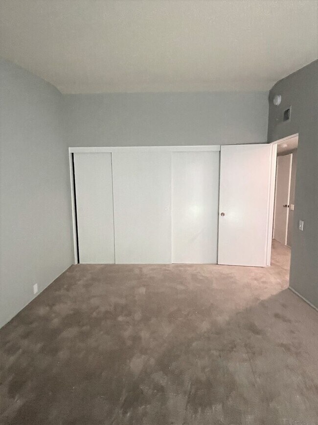Foto del edificio - 45900 Ocotillo Dr