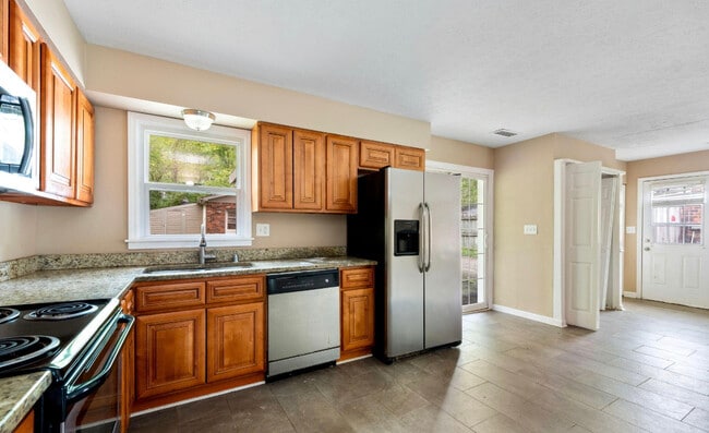 Foto del edificio - 8216 Afterglow Dr