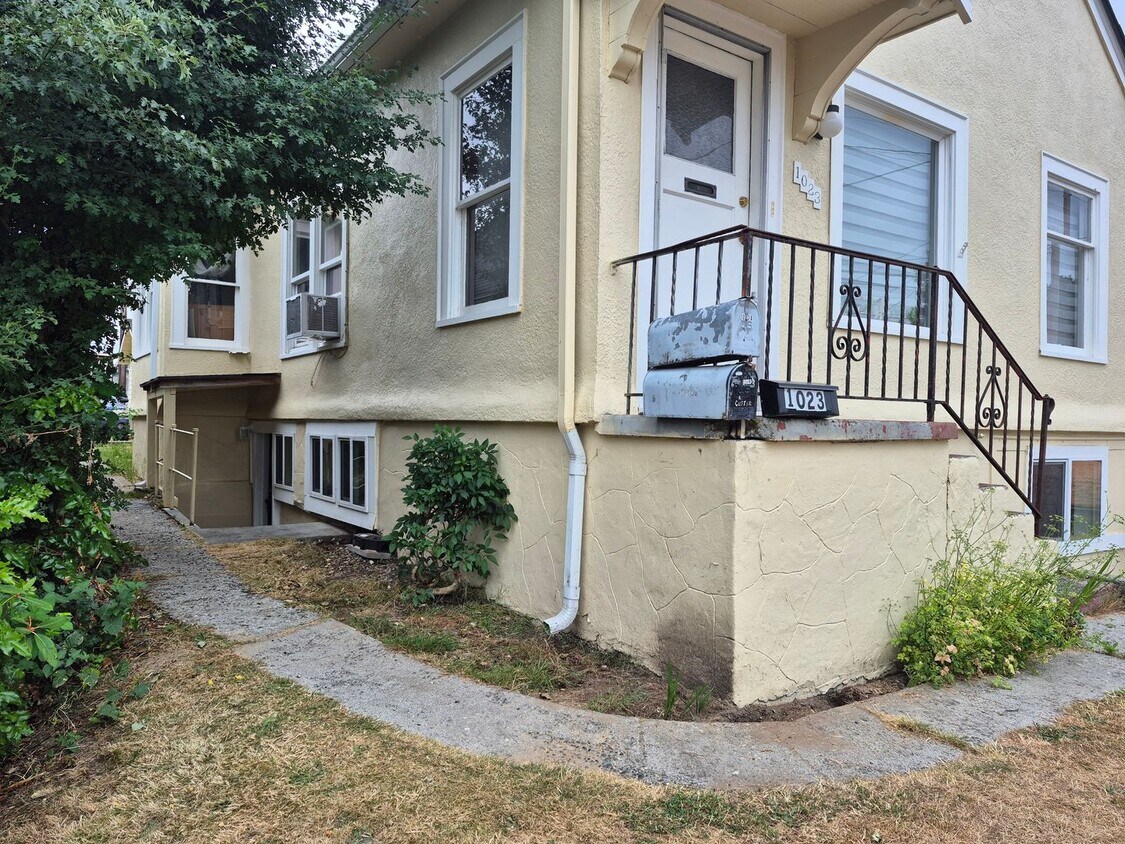 Foto principal - Cozy 1 bedroom close to Seattle Ferry and ...