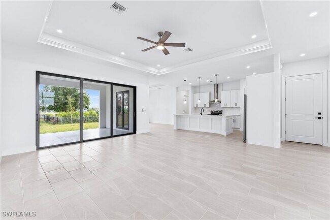 Foto del edificio - 129 NW 27th Pl