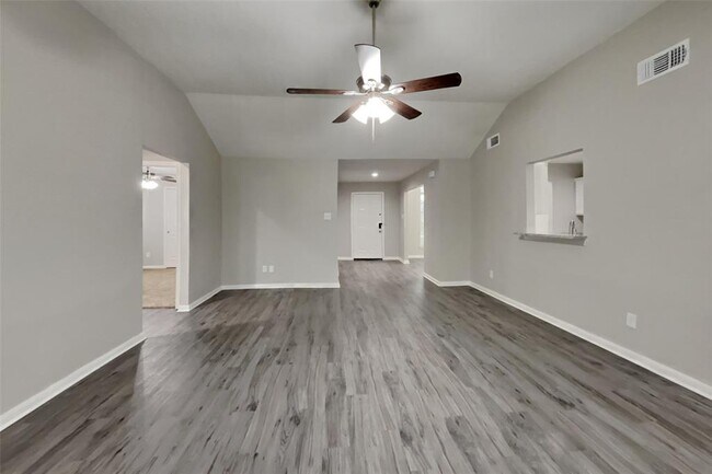 Building Photo - 22819 Williamschase Dr