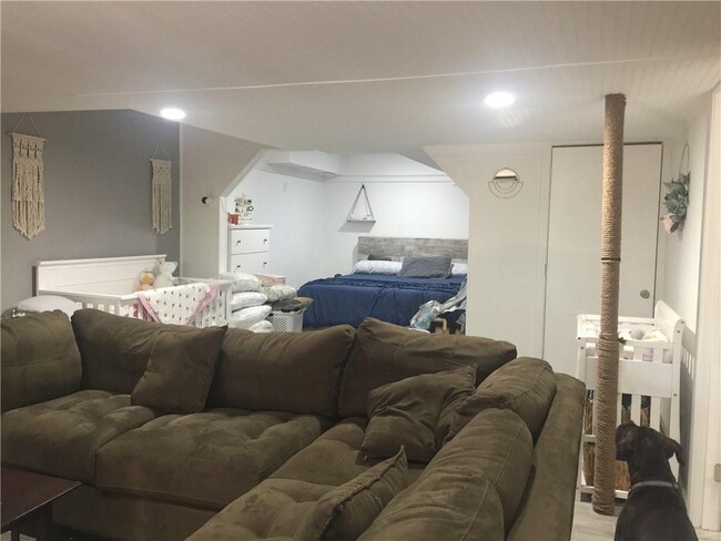 Building Photo - 3092 Cardinal Lake Dr NW