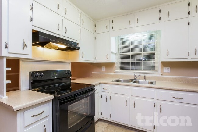 Foto del edificio - 761 San Miguel Dr