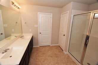 Building Photo - 3015 Dripping Springs Ct