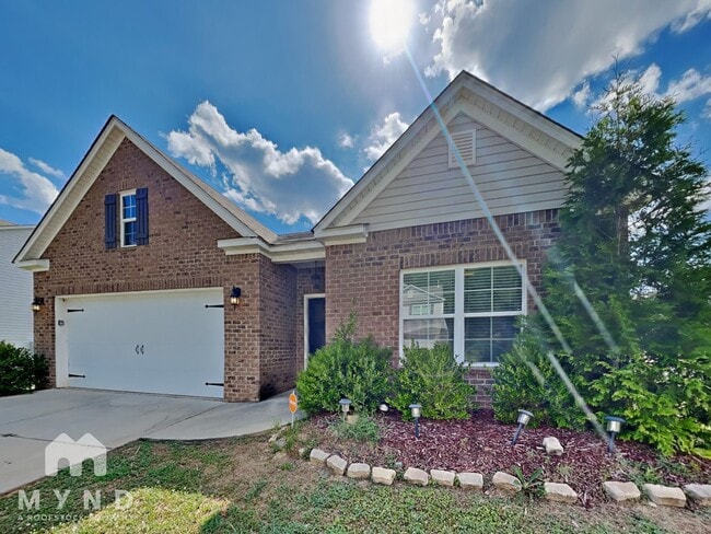 Building Photo - 6503 Newbridge Dr