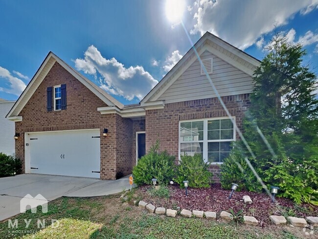 Building Photo - 6503 Newbridge Dr