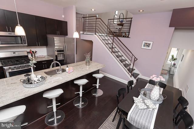 Foto del edificio - 1357 N Mascher St