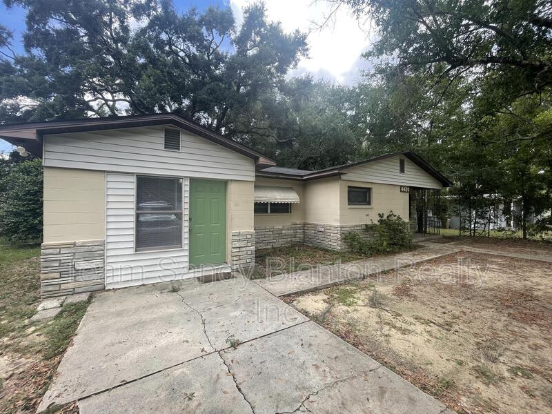 4420 Creighton Rd, Pensacola, FL 32504 House Rental in Pensacola, FL