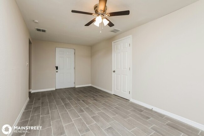 Building Photo - 913 BETHUNE DR, ORLANDO, FL 32805