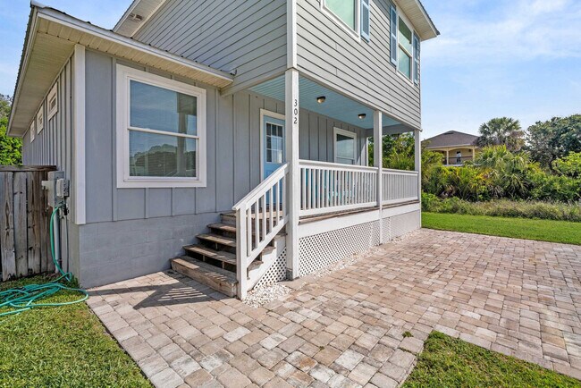 Building Photo - 302 Twelvth St