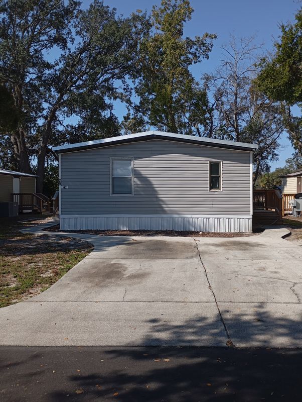 Foto del edificio - 14033 Bream Dr