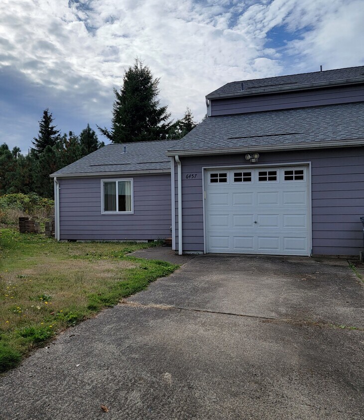 Primary Photo - 6457 SW 192nd Ave