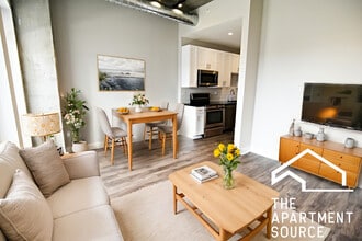 Building Photo - 3833 N Broadway