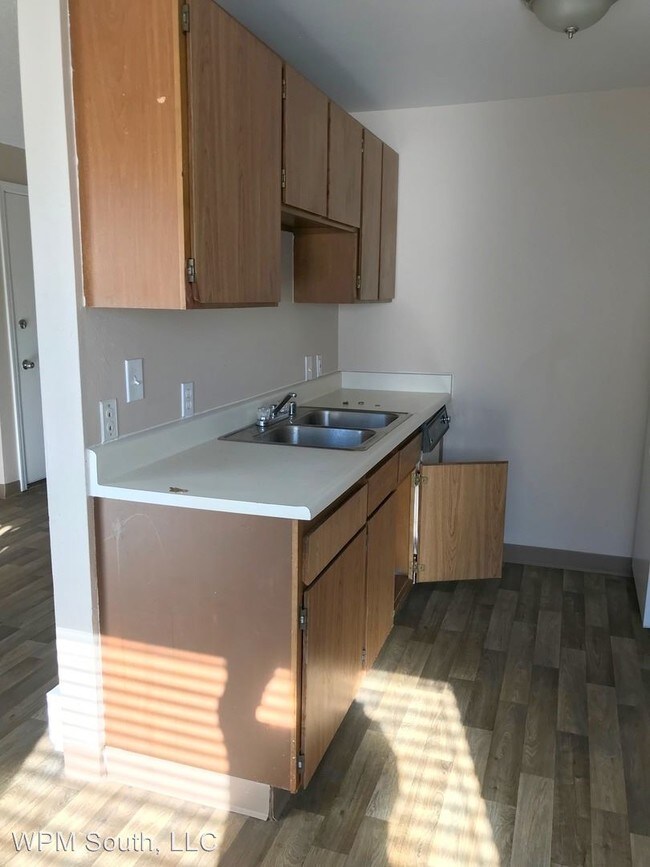 Foto del edificio - 8602 S C St