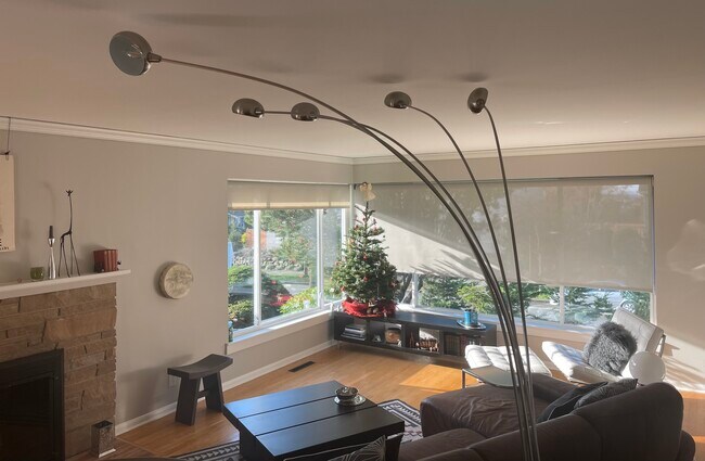 Foto del edificio - 2654 W Lynn St
