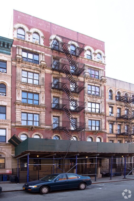 Building Photo - 306-308 W 112th St