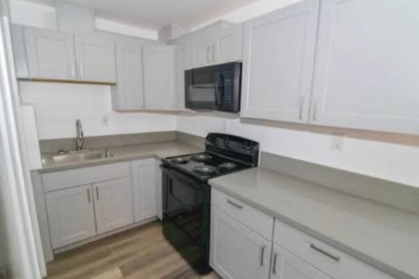 Foto del edificio - 536 R Ave