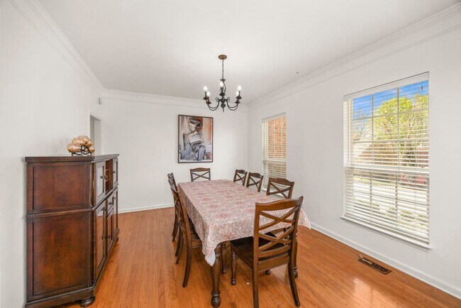 Foto del edificio - 513 Cold Stream Pl