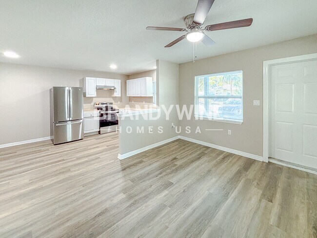 Foto del edificio - 2911 6th Ave S