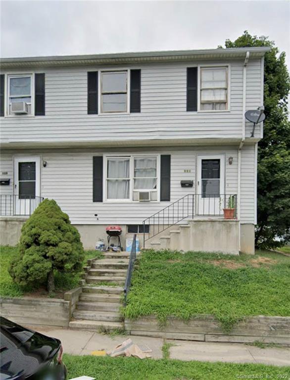 111 Clermont Ave, Bridgeport, CT 06610 Room for Rent in Bridgeport