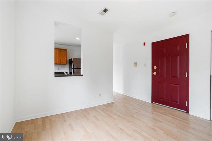 Primary Photo - 909 S 20th St