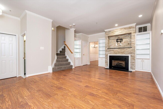 Foto del edificio - 77 Harbour Heights Dr