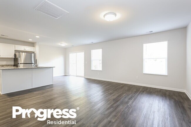 Building Photo - 448 Pollyanna Dr