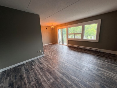 Building Photo - 155 Mystery Lake Dr