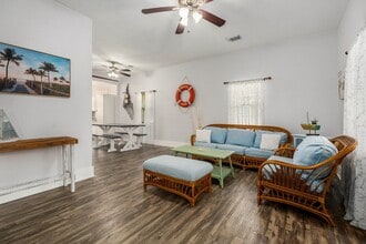 Building Photo - 2015 37th St