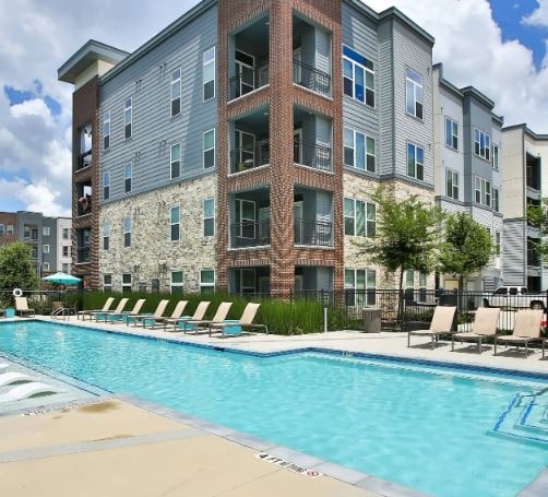 Building Photo - 300 Enclave Dr