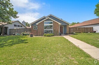 Building Photo - 4745 Jasmine Dr
