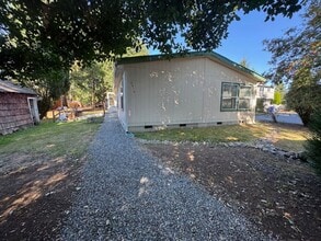 Building Photo - 6414 Cady Rd