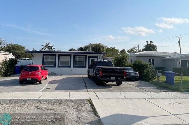 Foto del edificio - 324 SW 22nd St