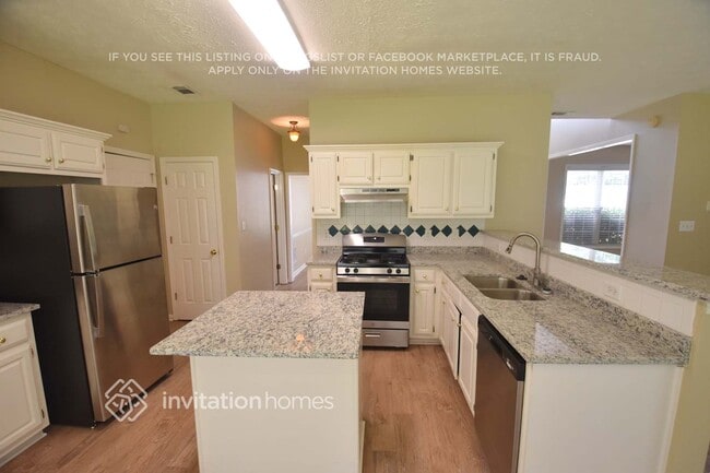 Foto del edificio - 4299 Chatham View Dr