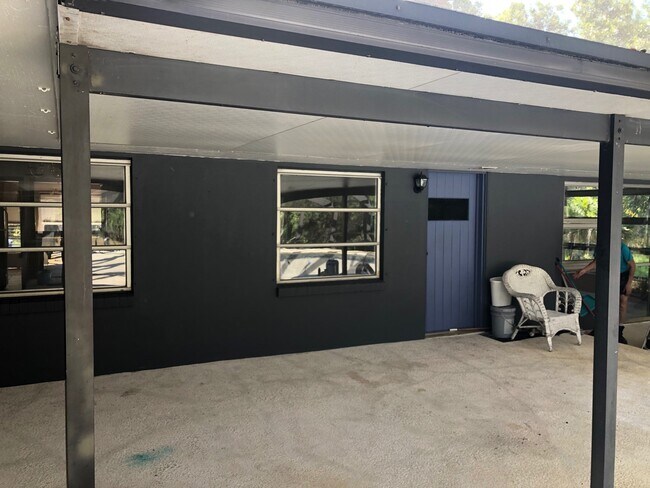 Foto del edificio - 4910 Ralls Dr