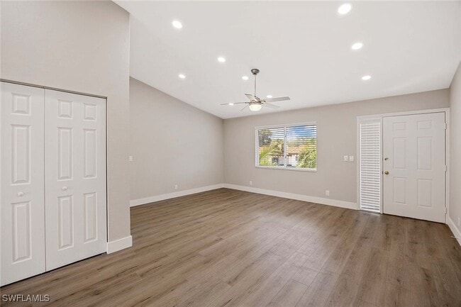 Building Photo - 707 Neapolitan Way