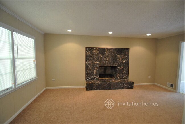 Building Photo - 4301 Bramwell Dr