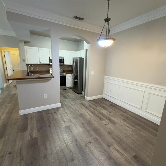 Foto del edificio - 12861 Madison Pointe Cir