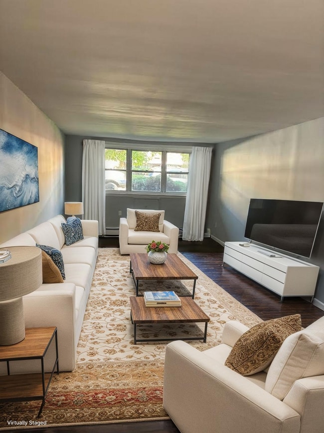 Foto del edificio - Riley Realty, LLC