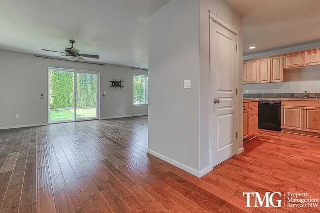 Building Photo - 2 Story Townhome with Vaulted Ceilings and...