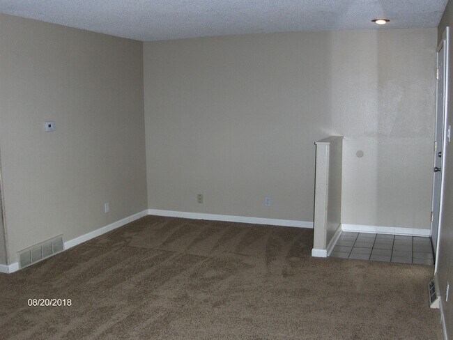Foto del edificio - 3061 W 92nd Ave