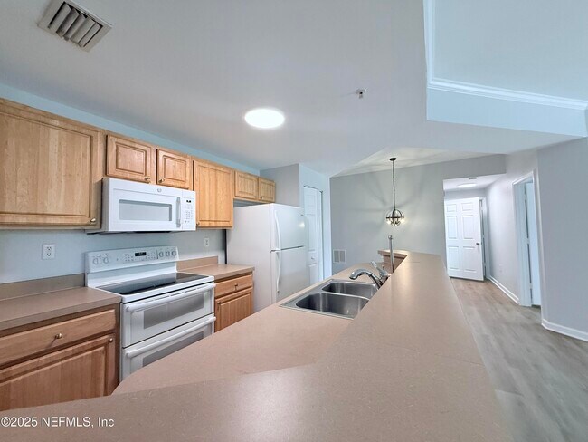 Foto del edificio - 440 S Villa San Marco Dr